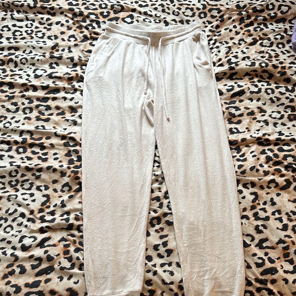 Quince Soft Beige Lounge Pants